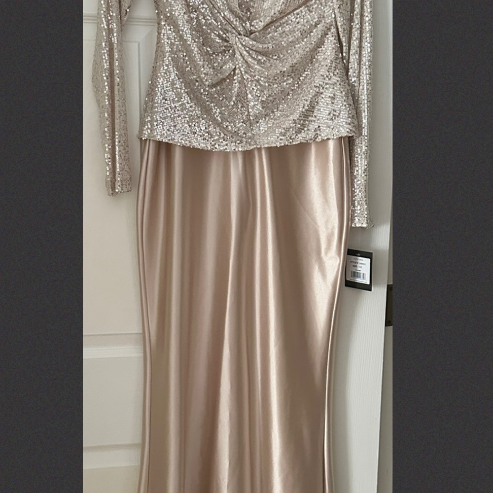 MARINA Long Sleeve Sequin Dress in Champagne